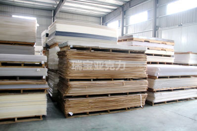 亞克力板材繪畫(huà)用什么打線(xiàn)稿